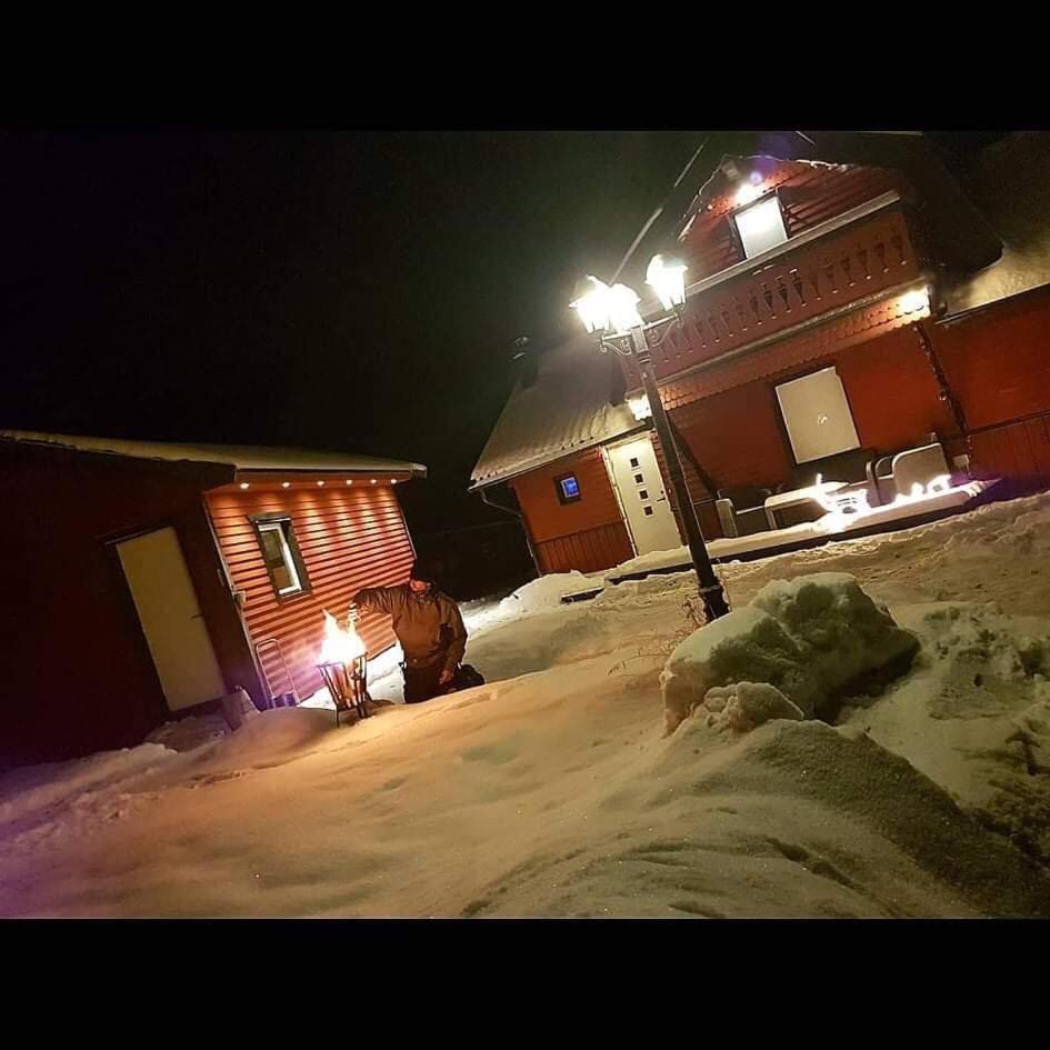 Camp Caroli Wooden Cabins Jukkasjärvi Dış mekan fotoğraf